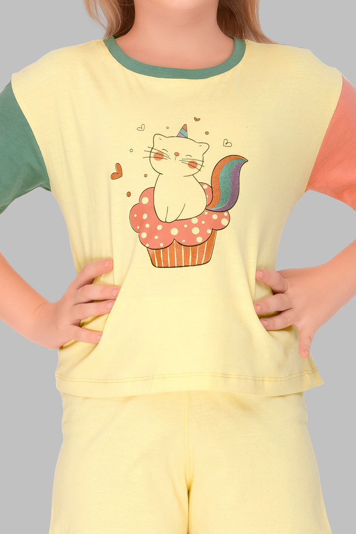 Colour Block Kitty Shorts Set For Girls SH 25050