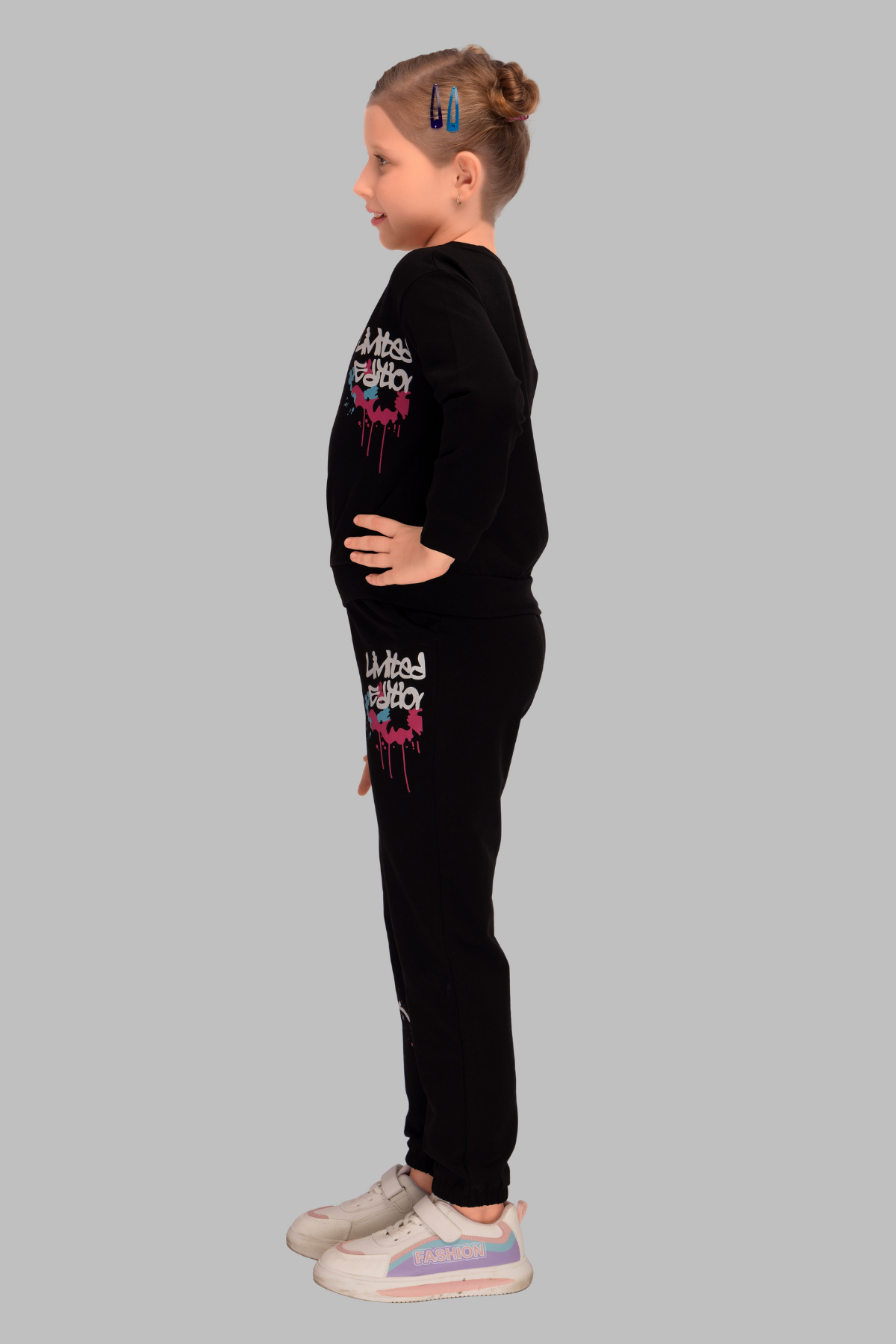 Black Full Sleeves Track Suits For Girls