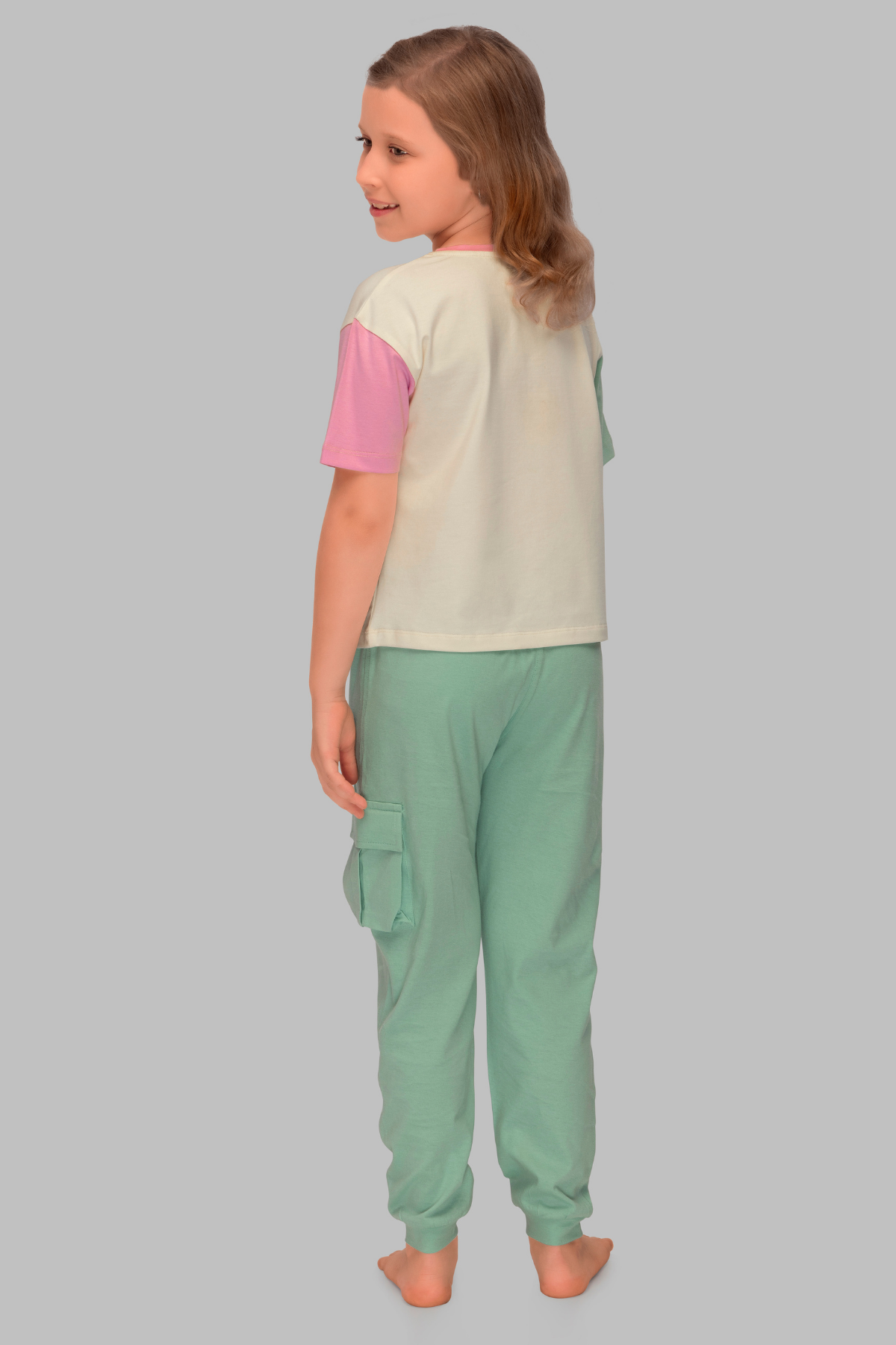 Color Blocked Top And Joggers Sets