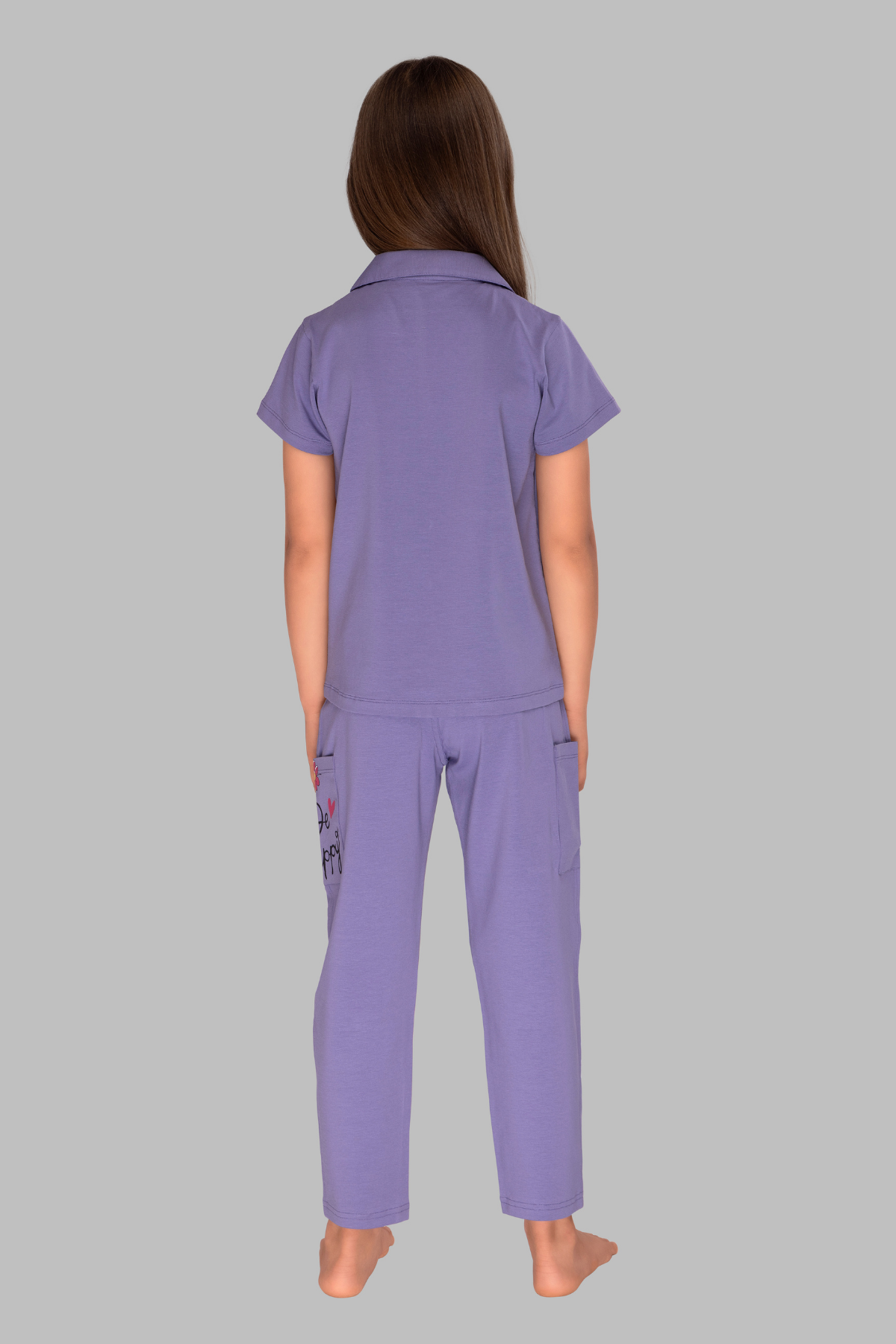 Playful Giraffe Print Collar And Pajama Set For Girls