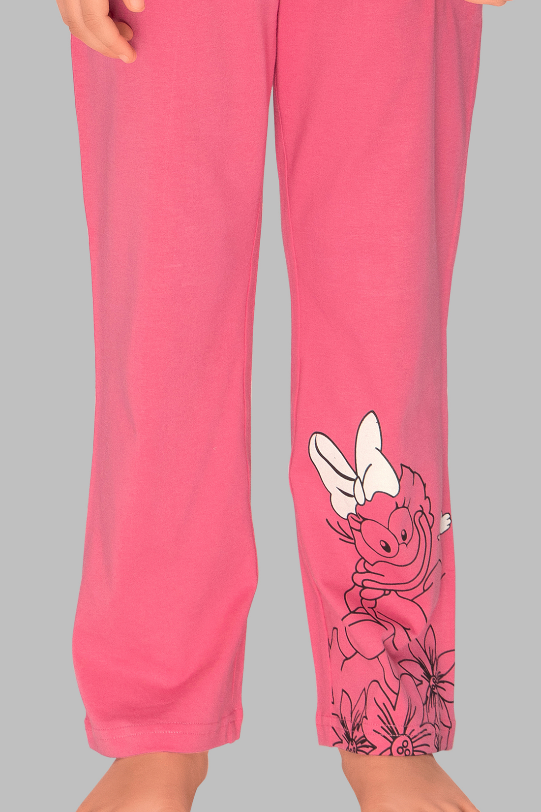 Off-White Duck Print Top with Contrast Pink Pajama Set for Girls