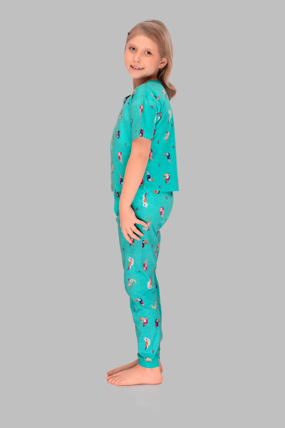 Colorful Parrot Dreams Nightwear CZ 25035