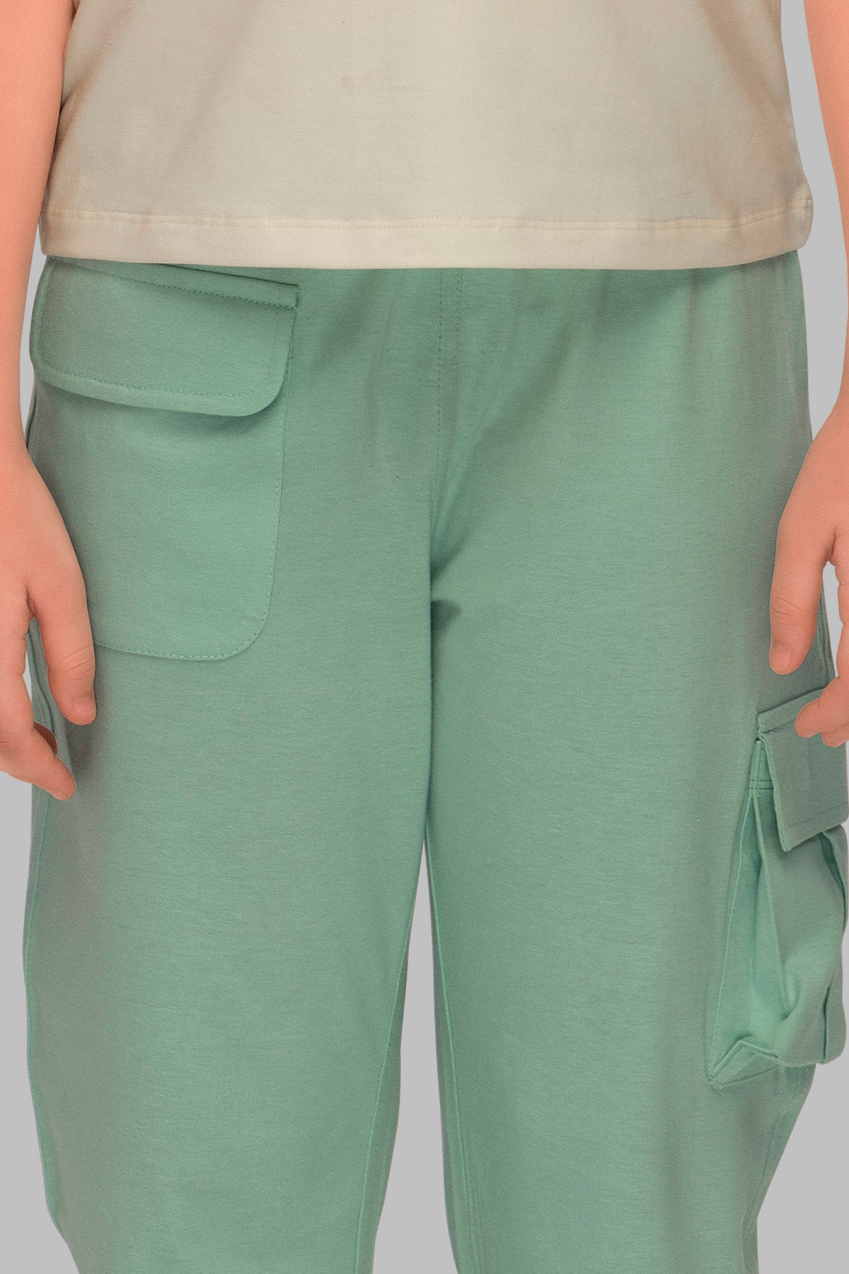 Color Blocked Top And Joggers Sets JG 25019